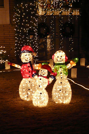 Snowmen Family