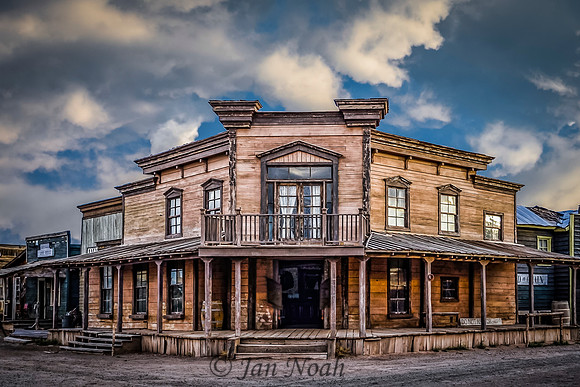 Cowboy Bar