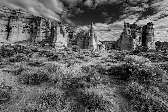 Plaza Blanca in B&W