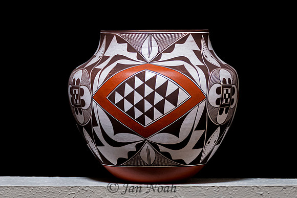 Acoma Pot